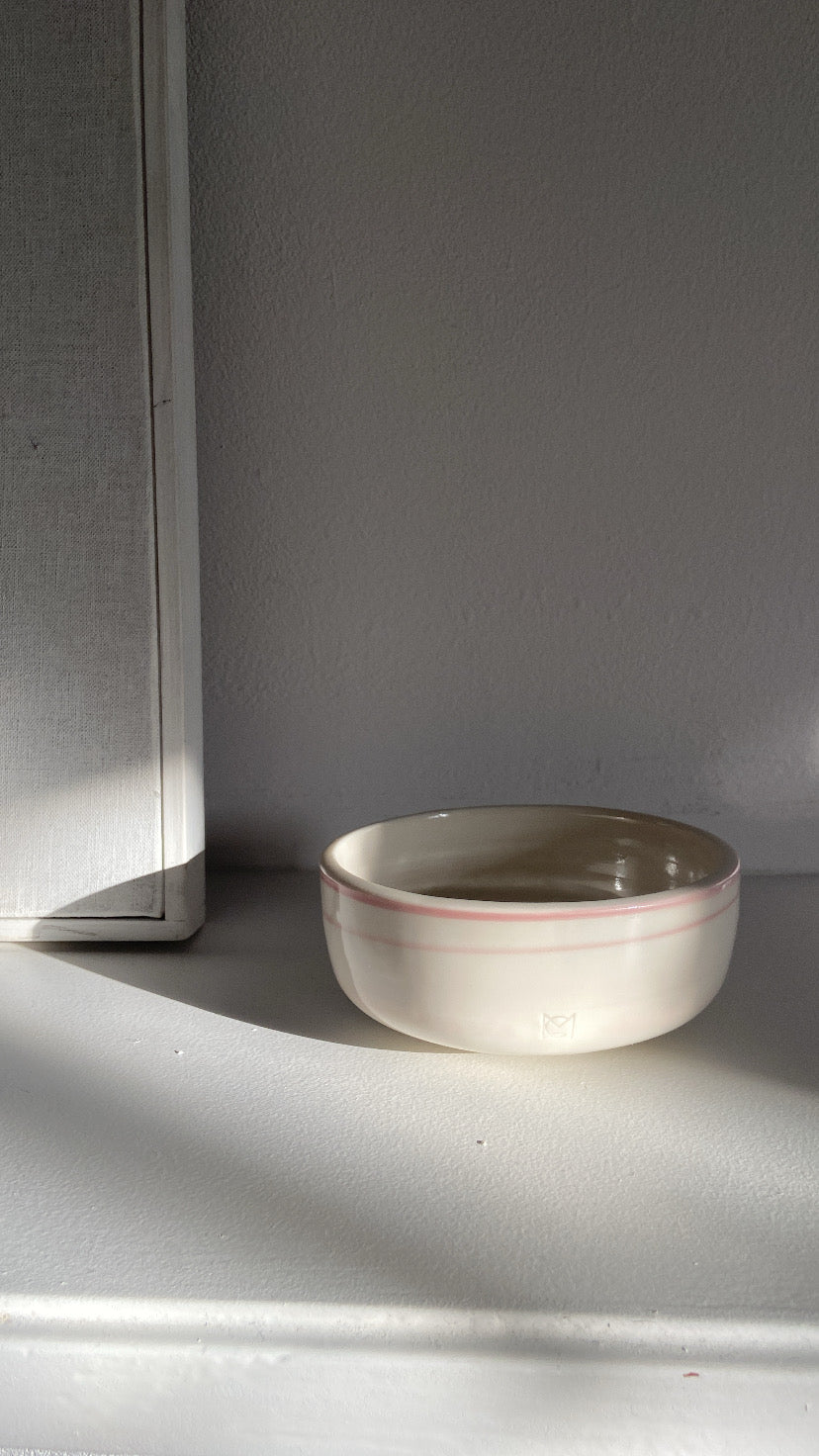 Blush low bowl - small