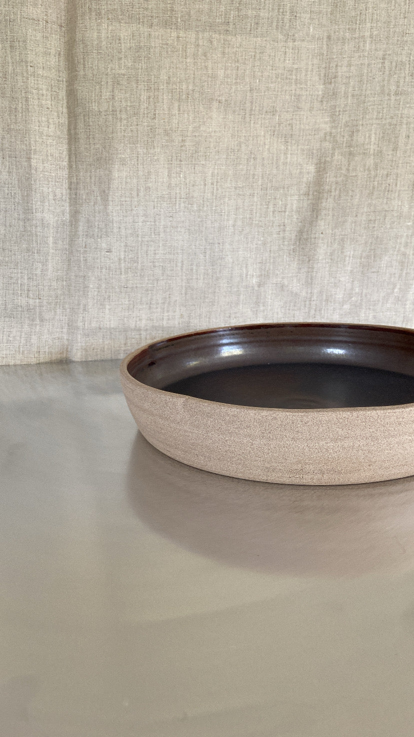 Low Bowl – Subtle Flower large - walnut
