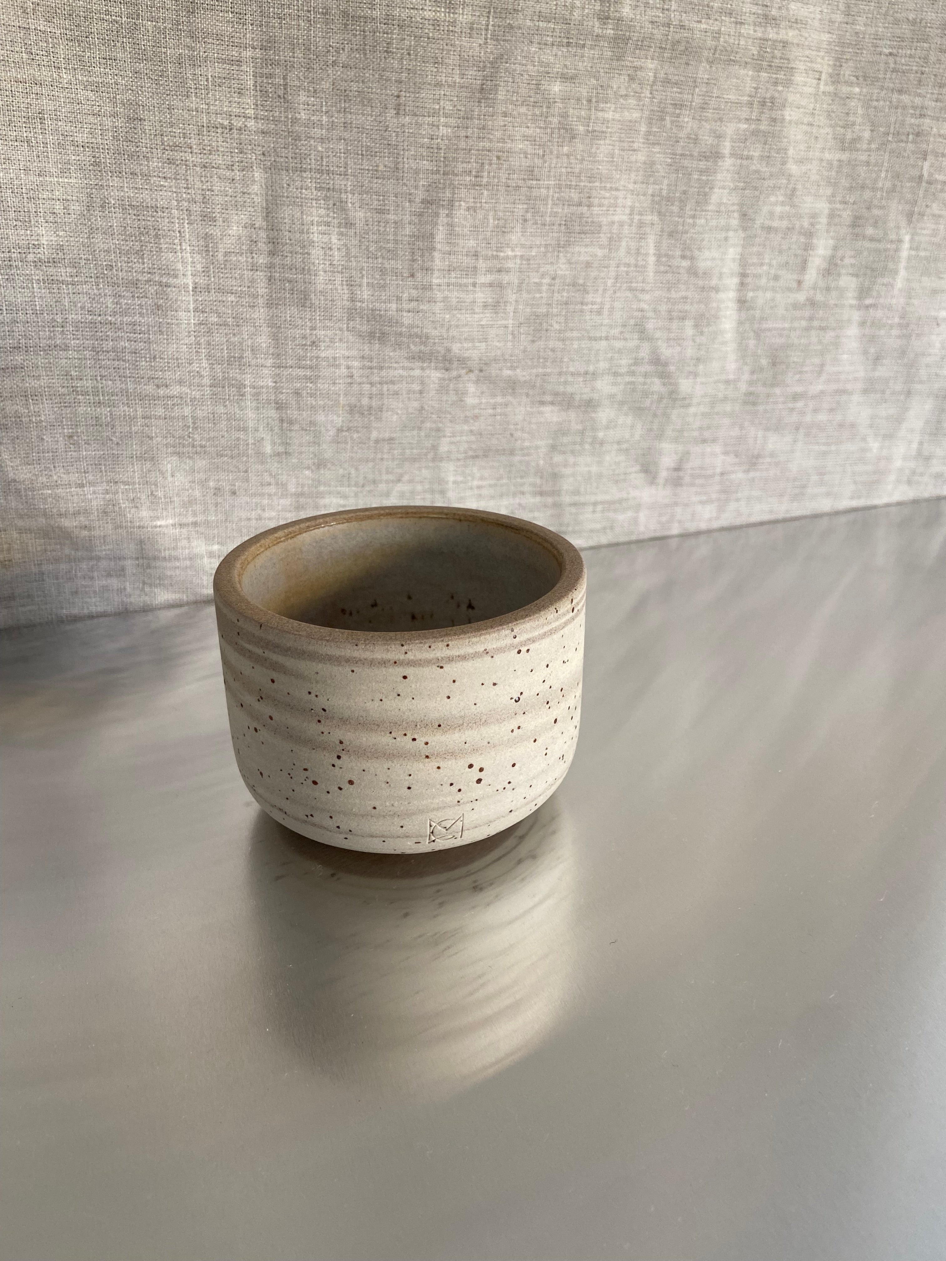 Tone cup - medium