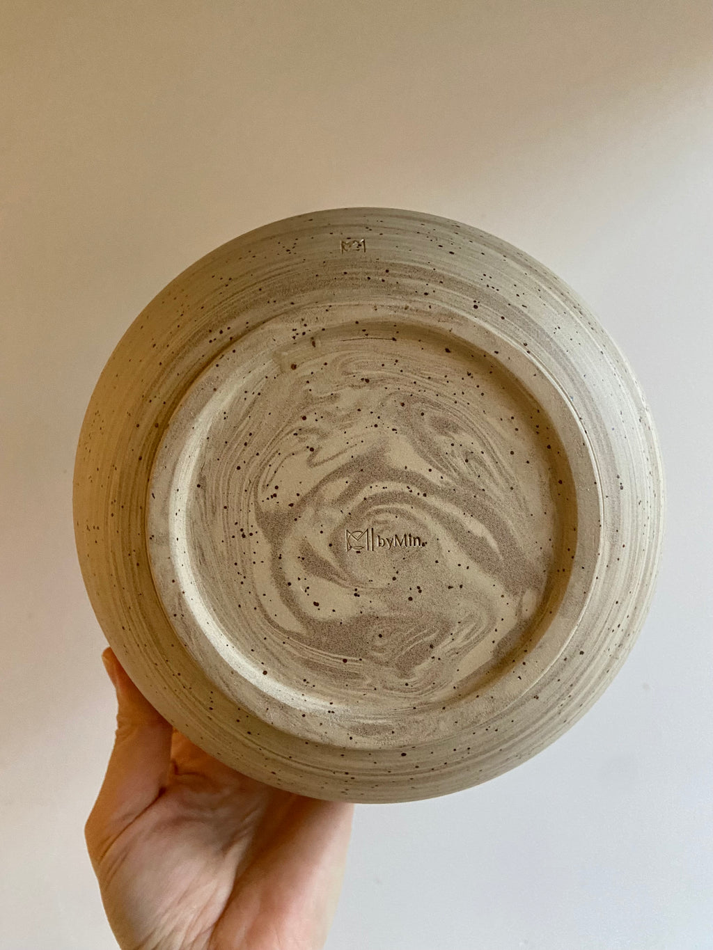 Elevated large bowl
